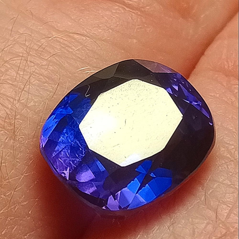 Sold5.3ct Extremely Rare Natural Purple Tanzanite Beautiful Gemstone Cushion Cut - Picture 3 of 12